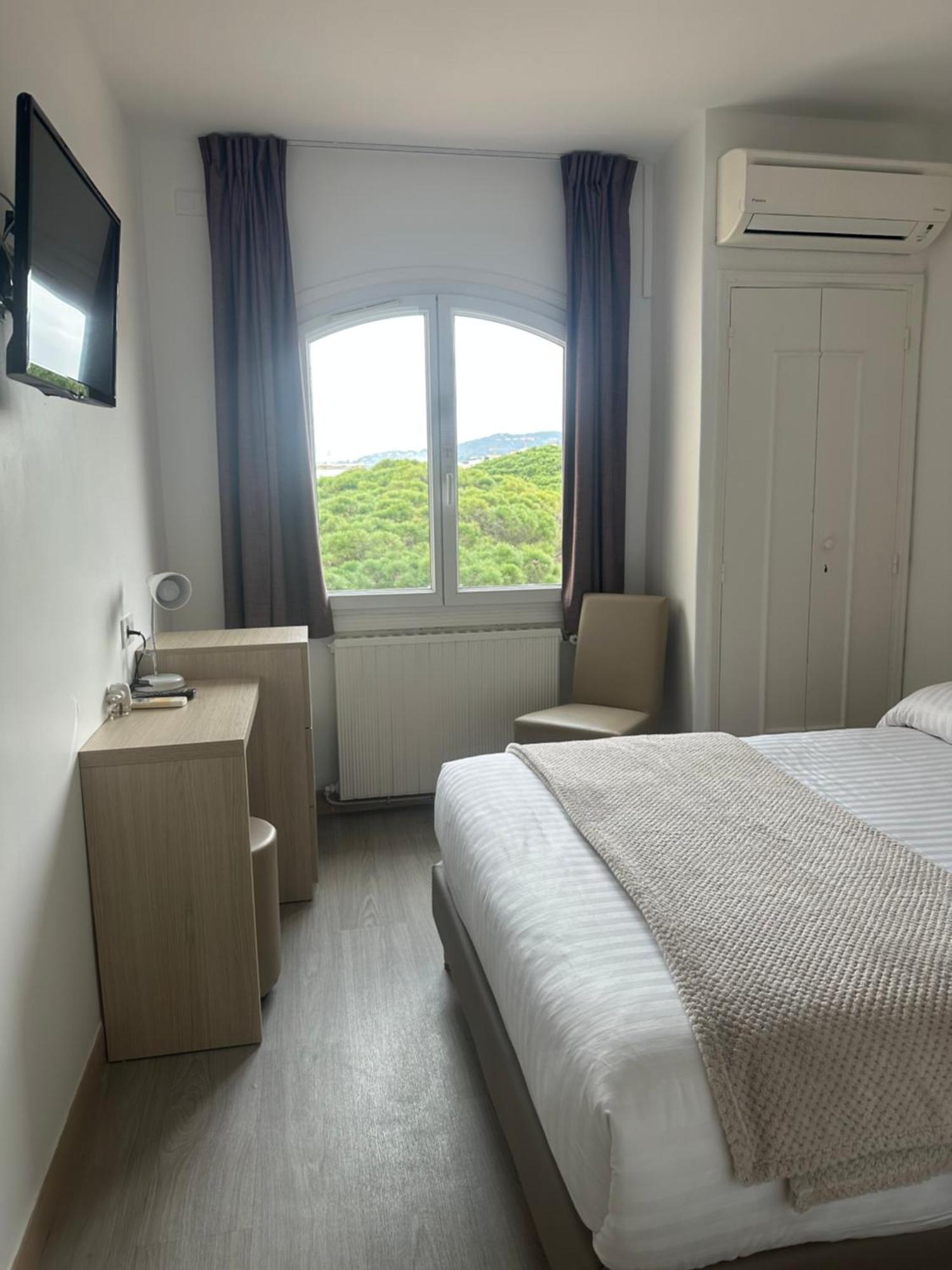 Hotel Beau Rivage 르 라방두 외부 사진