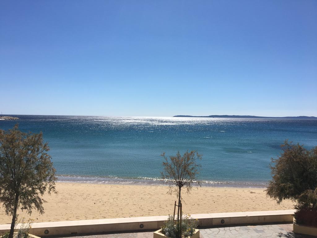 Hotel Beau Rivage 르 라방두 외부 사진